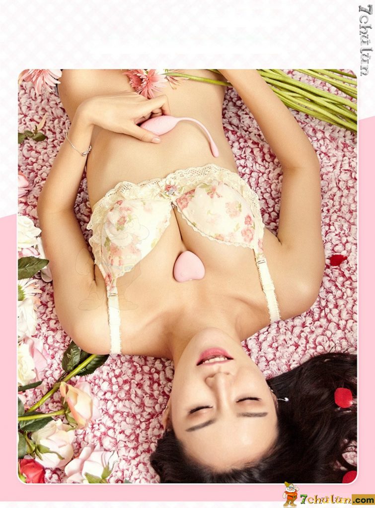 Central vibrating love love spot G Luxeluv DO Exquisite Beauty In Design