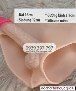 Dương vật giả có dây đeo như thật cho Les Chip silicone